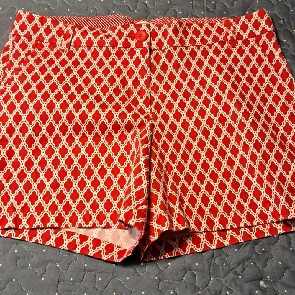 Crown & Ivy | Red & White Shorts | Size 12